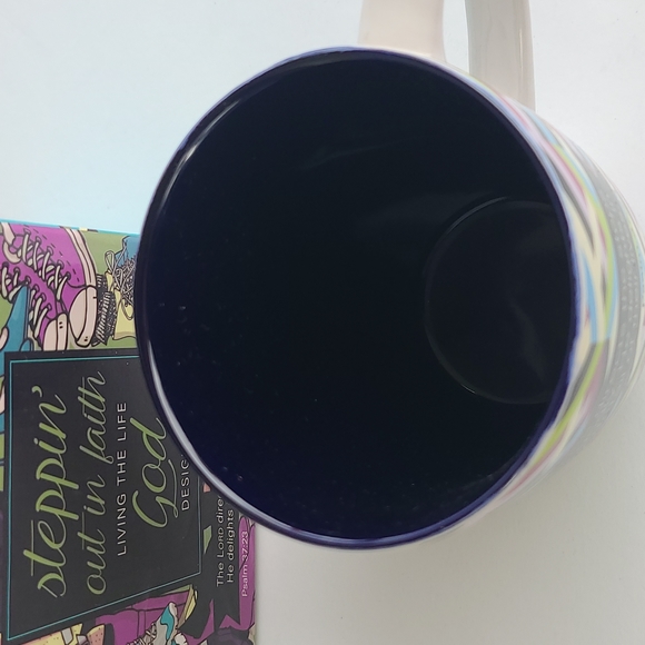 Steppin' Out In Faith Mug/ 12 oz - Picture 2 of 4